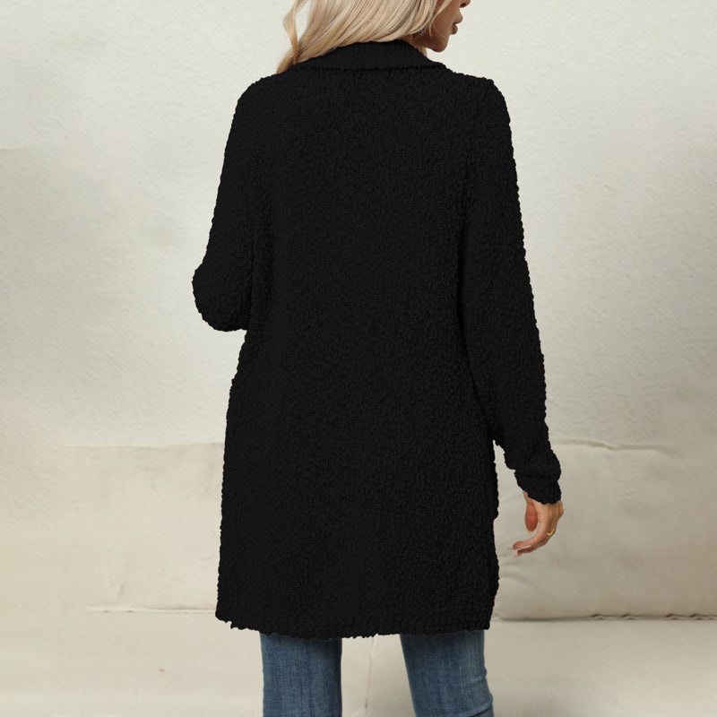 Aino | Klassische und elegante Strickjacke für den Winter