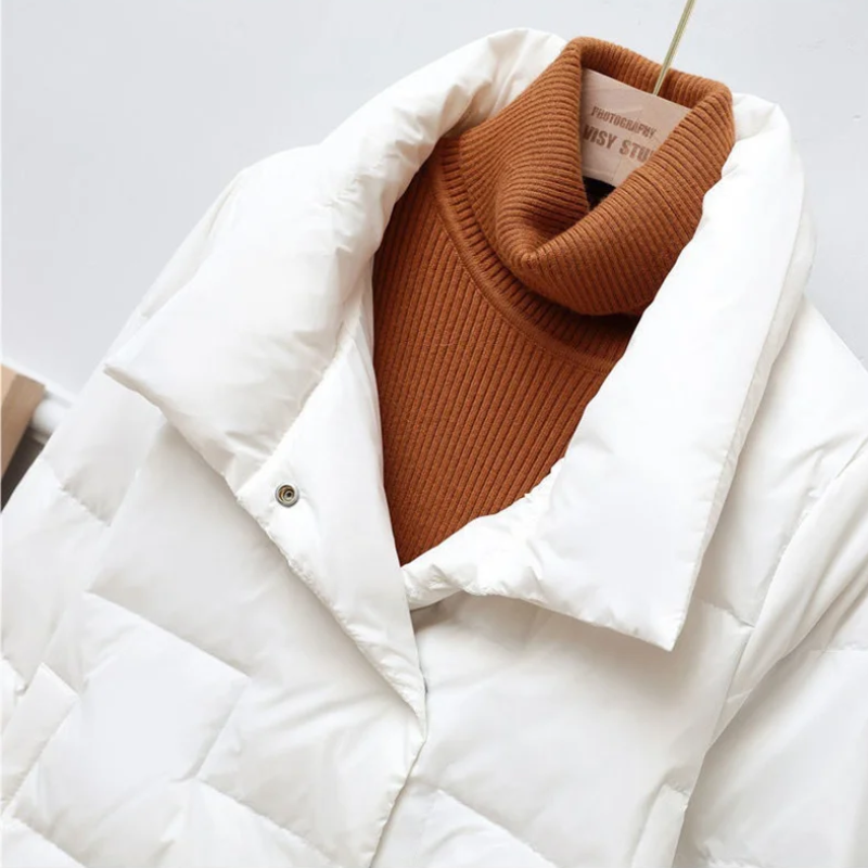 Evania | Moderne und vielseitige Winterjacke