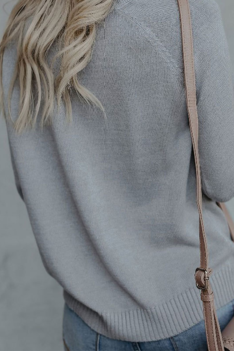 Olena | Moderner und modischer allgemeiner Pullover