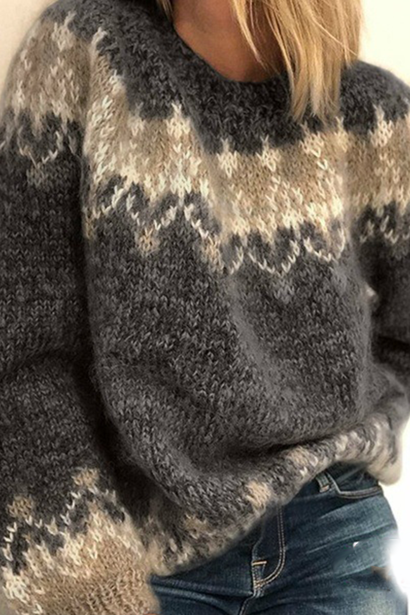 Bronwen | Moderner und vielseitiger Winterpullover