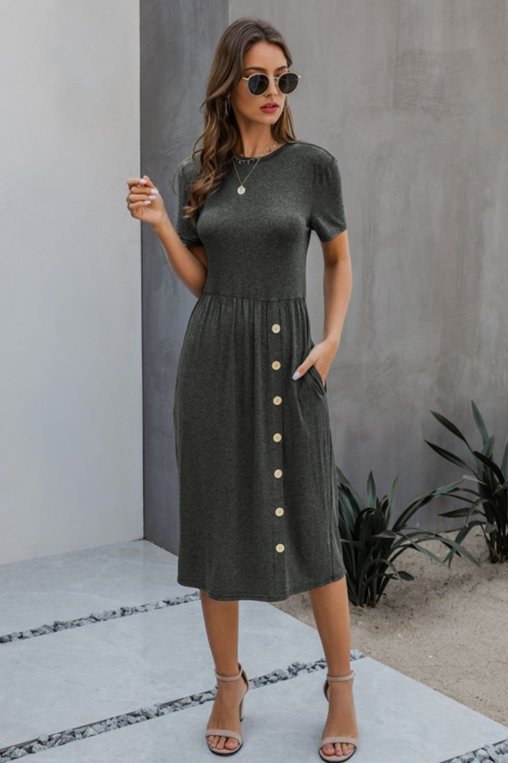 Eleni® | Schickes und cooles Kleid