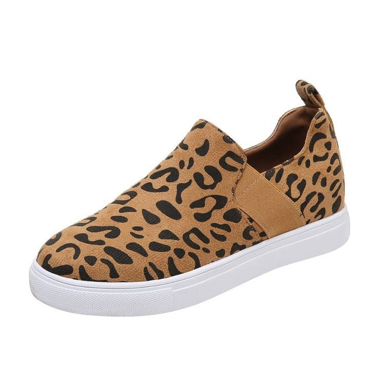 sneakers  | Women's Classic Round toe Slip on Flat Sneakers | thecurvestory.myshopify.com