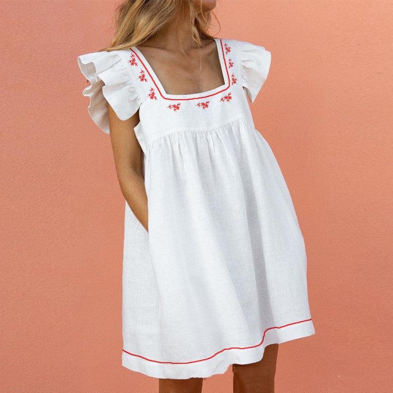 Ava® | Flirty Ruffled Mini Dress mit quadratischem Ausschnitt