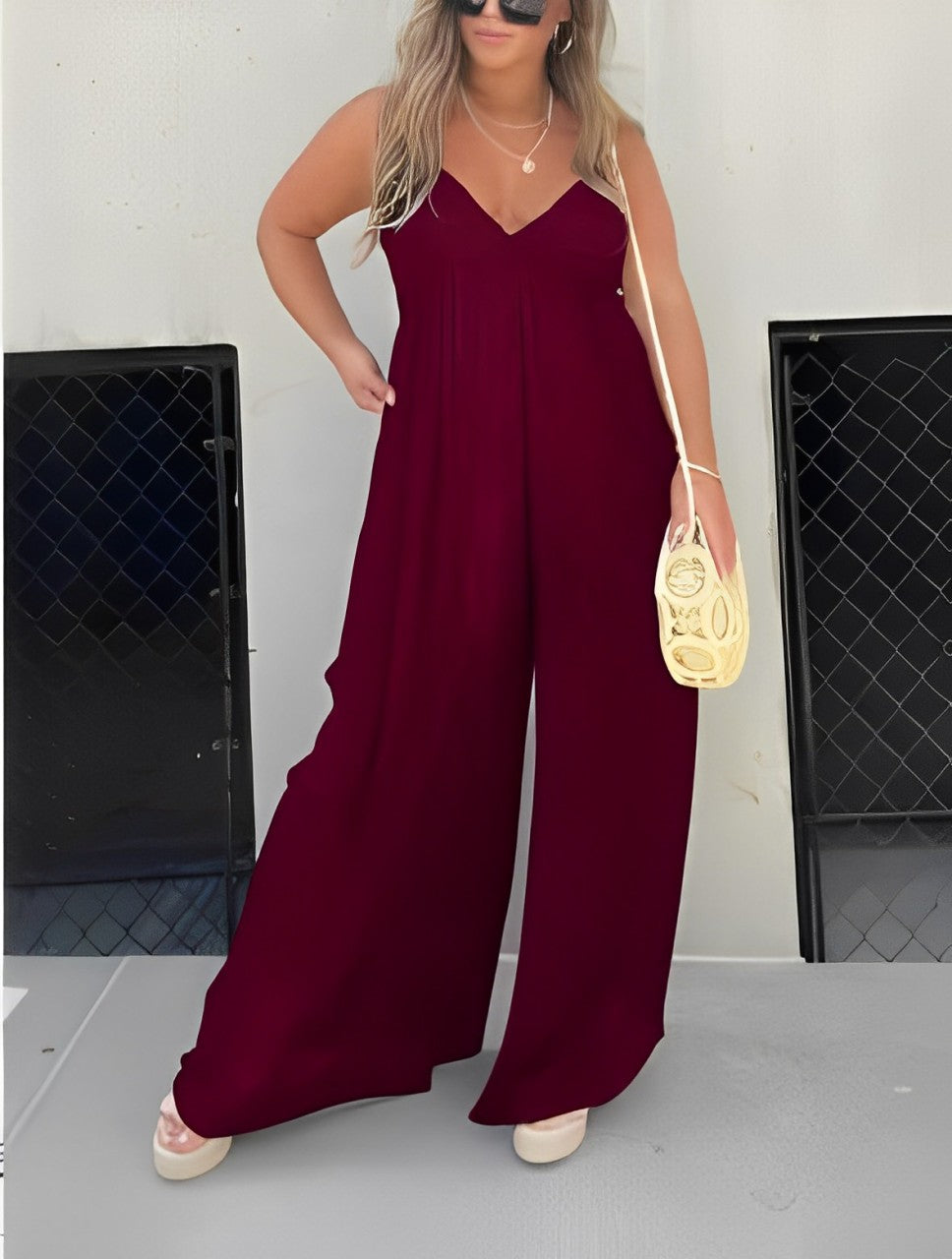 Jean® | Modischer Jumpsuit mit weitem Bein und V-Ausschnitt