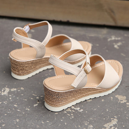 Kaarina | Moderne und vielseitige allgemeine Sandalen