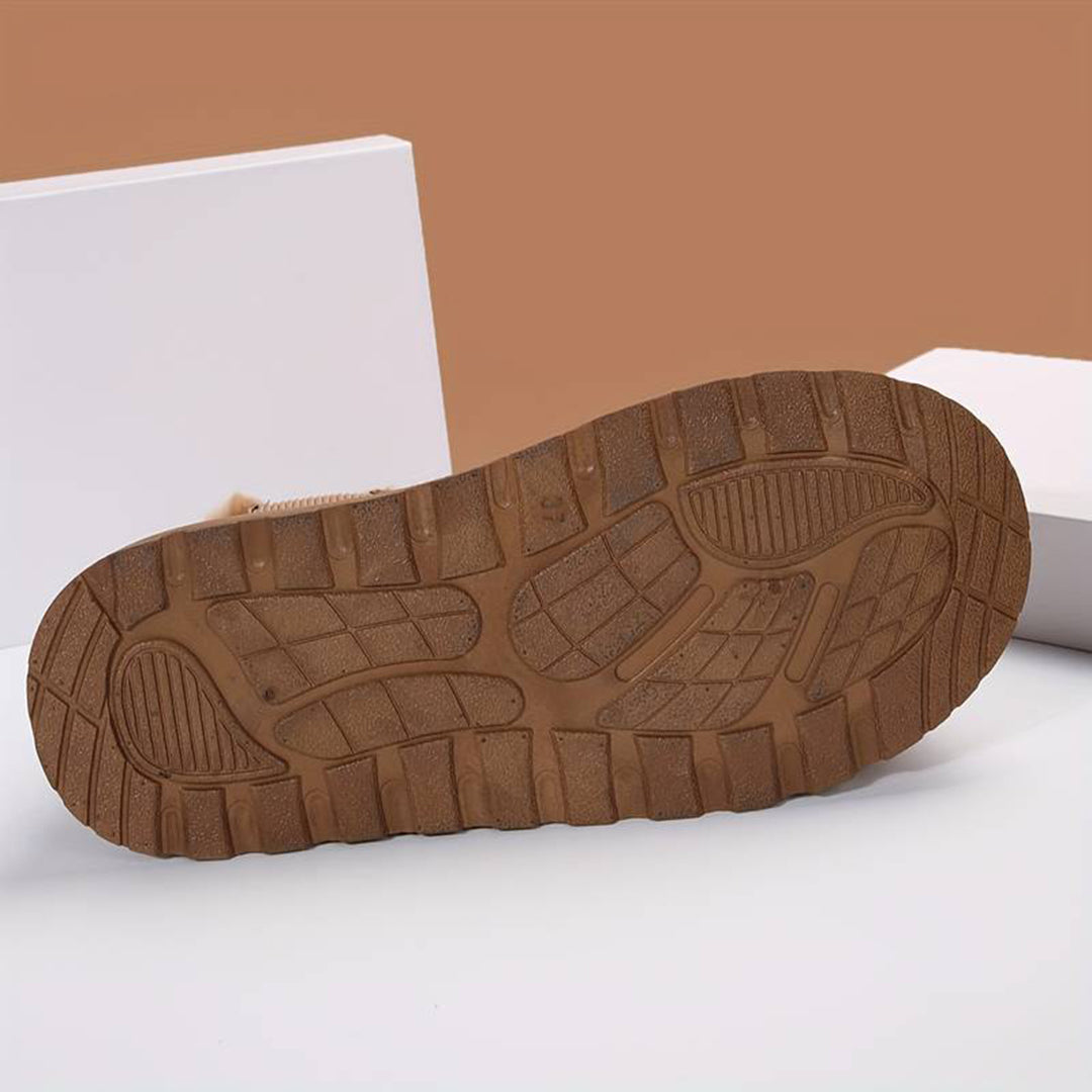 Comfortable and versatile orthopedic winter footwear