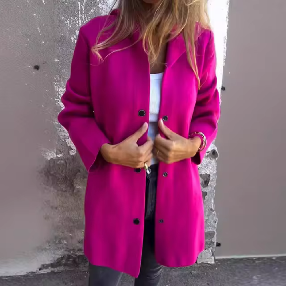 Zivanka | Maßgeschneiderte und elegante Winter-Strickjacke