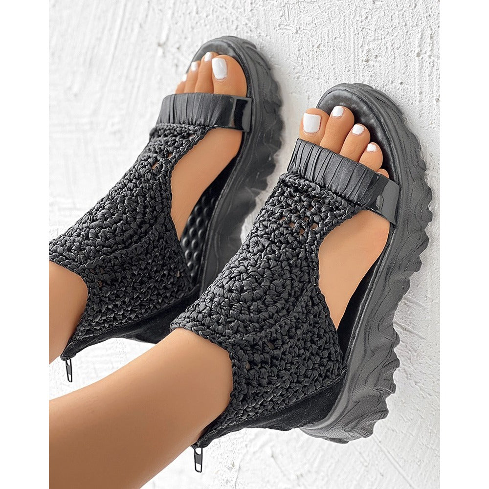 Fashionable and supportive orthopedic winter footwear