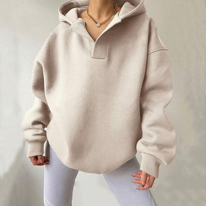 Rhea | Unkomplizierter und schicker Winter-Hoodie