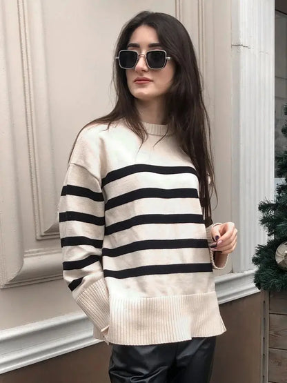 Ilona | Modischer und minimalistischer Pullover