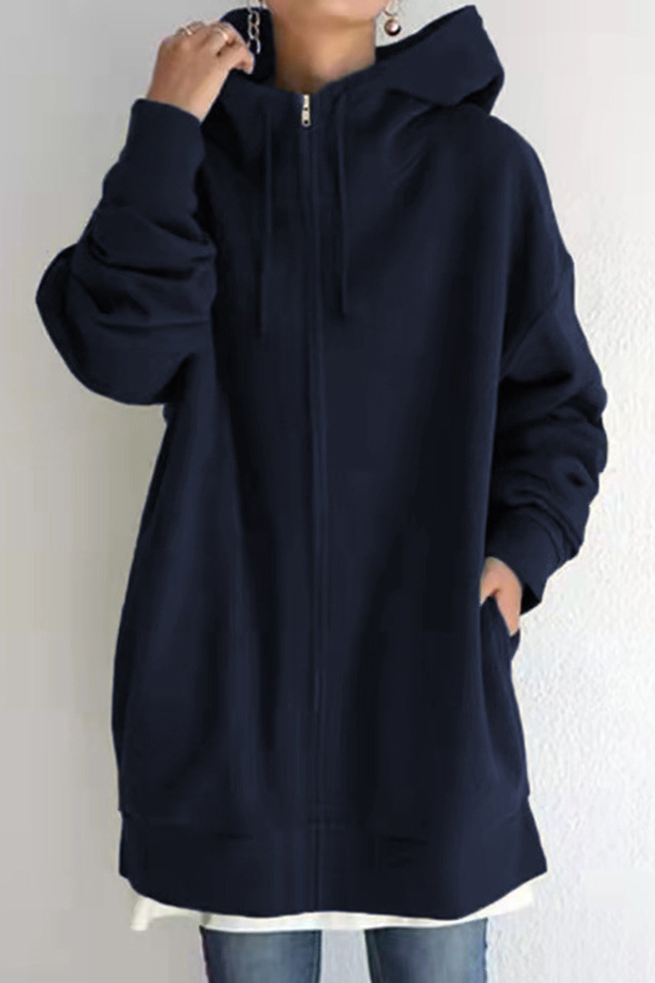 Alastrina | Klassischer und stylischer Winter Hoodie