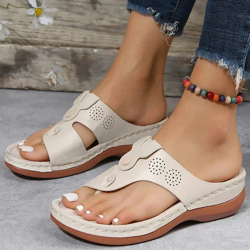 Solenne® | Verspielte und luftige Sandalen