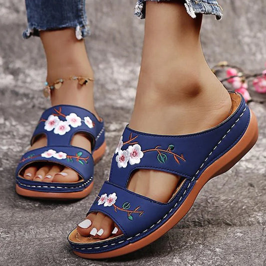 Timeless and supportive orthopedic winter Sandals