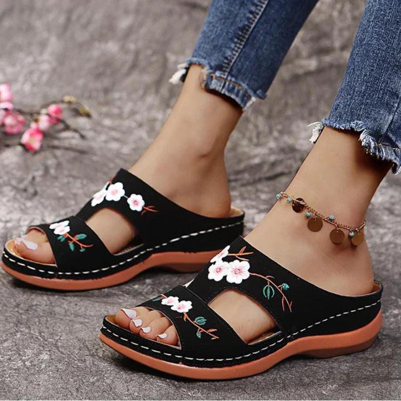 Timeless and supportive orthopedic winter Sandals