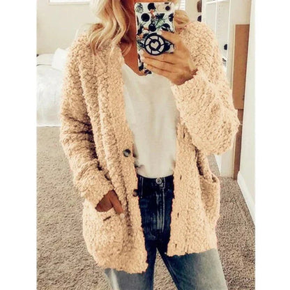 Kateryna | Maßgeschneiderte und elegante Winter-Strickjacke