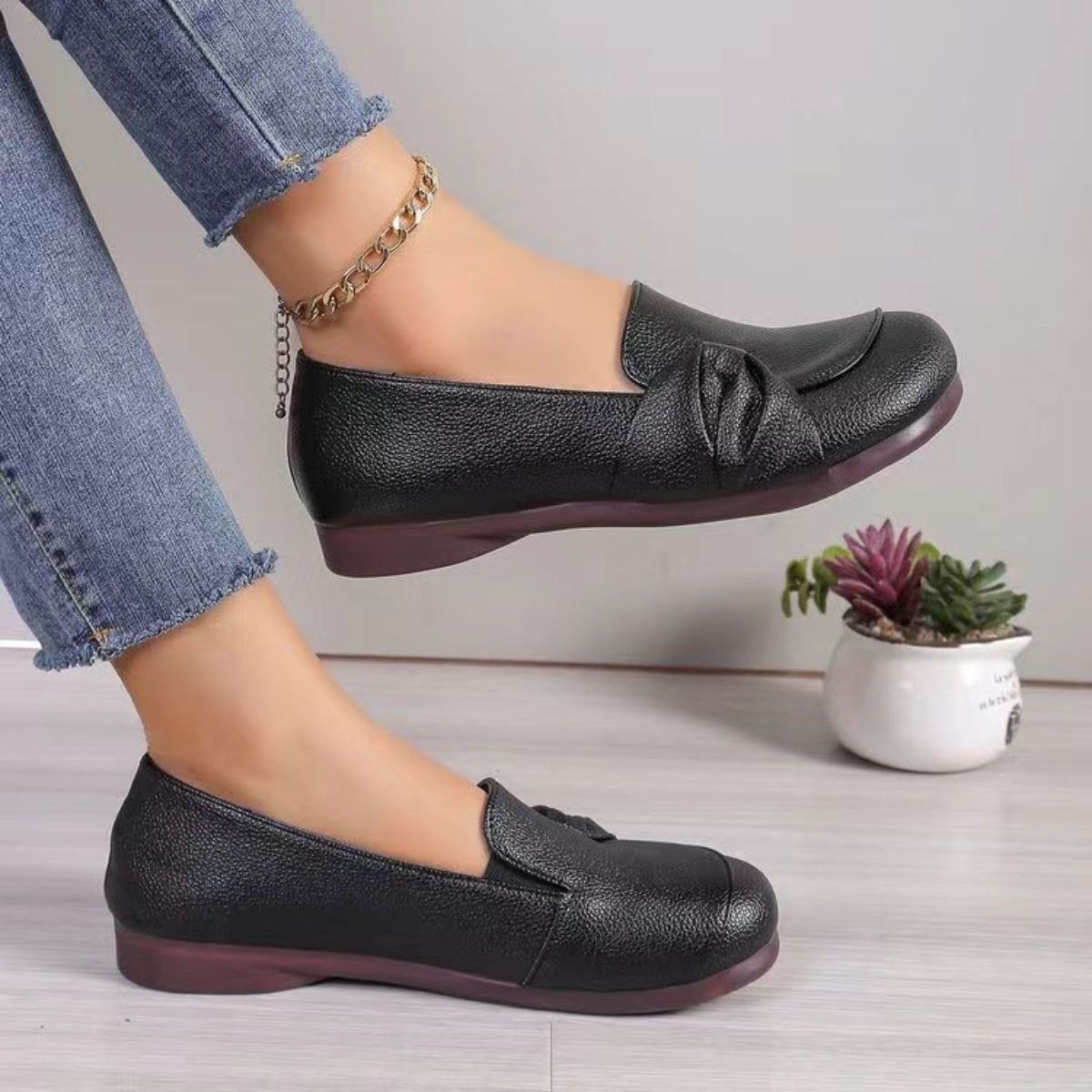 Gianna® | Loafers aus Leder mit Knotenbesatz