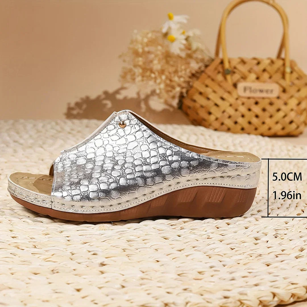 Elegant and detailed supportive winter Sandals