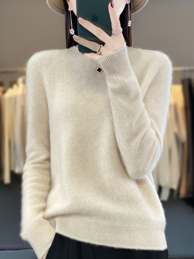 Junia | Modischer und minimalistischer Winterpullover