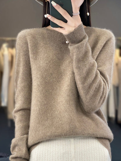 Junia | Modischer und minimalistischer Winterpullover