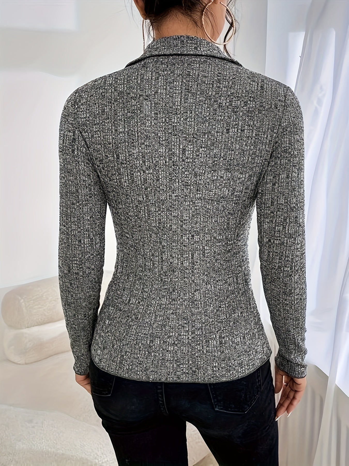 Renalyn® | Maßgeschneiderter und eleganter Pullover