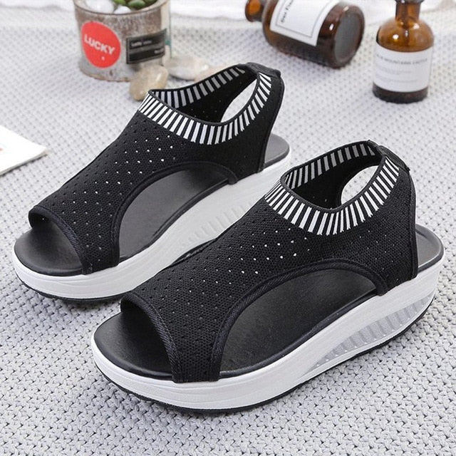 Supportive and versatile orthopedic winter Sandals